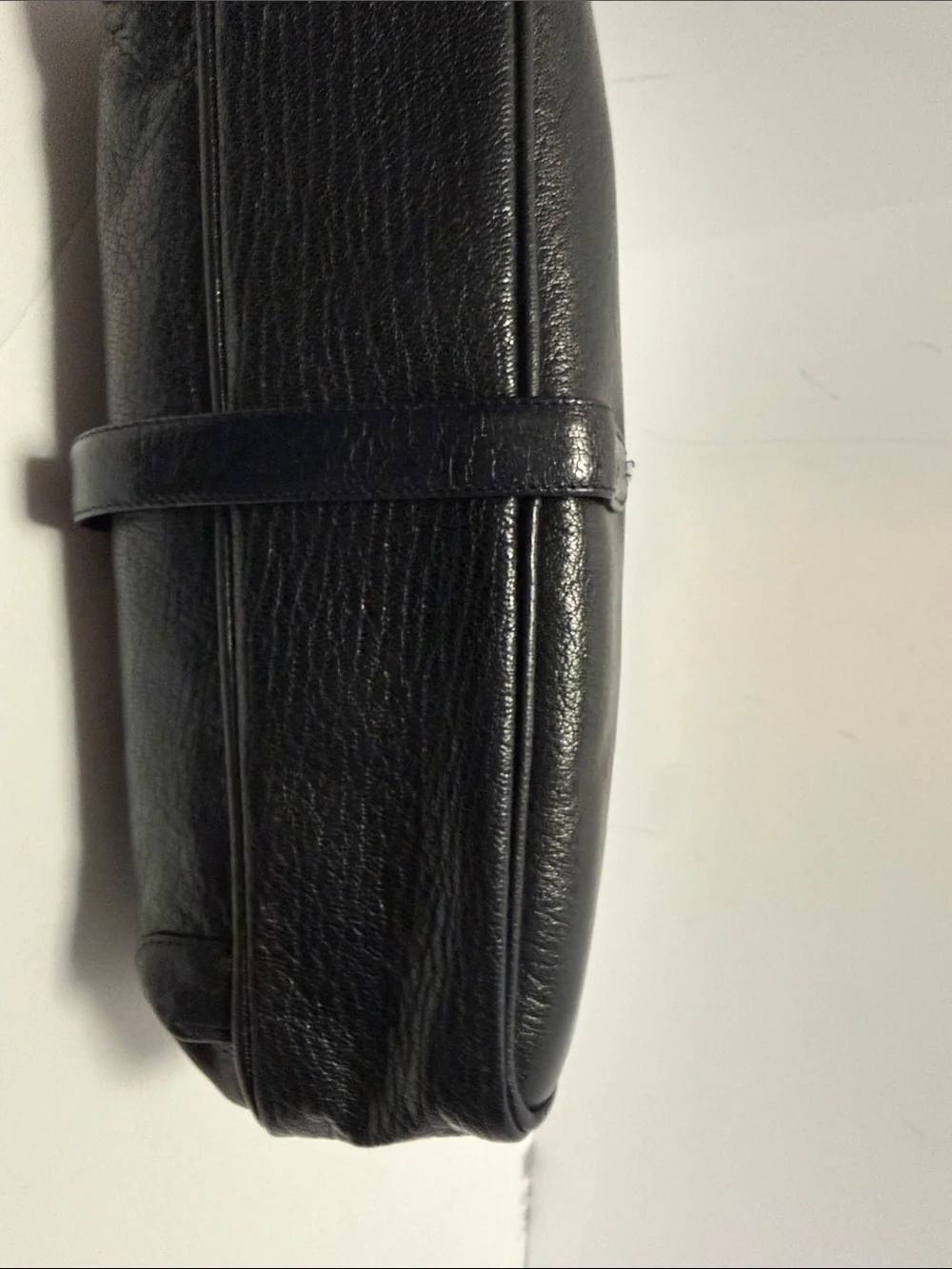 Everyday Black Leather Shoulder Bag - Unbranded